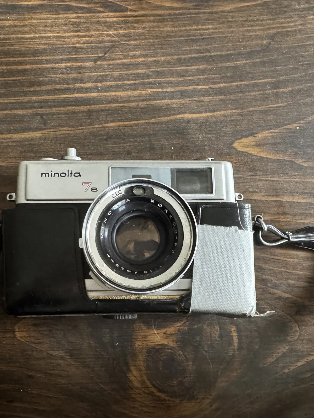 7s Vintage Rangefinder Camera - Silver and Black